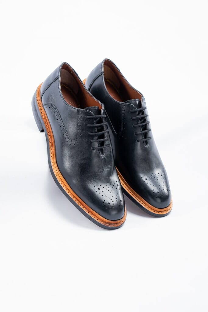 Brentwood Brogue Shoes - Shoes - Black 7