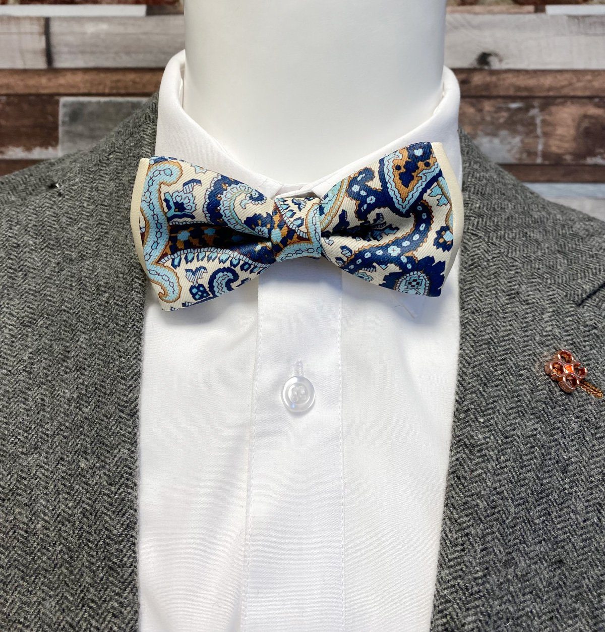Coastal Paisley Bow Tie - Bow Ties - - THREADPEPPER