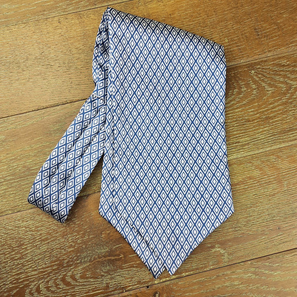 Sapphire Blue Diamond Casual Cravat - Cravats - - THREADPEPPER