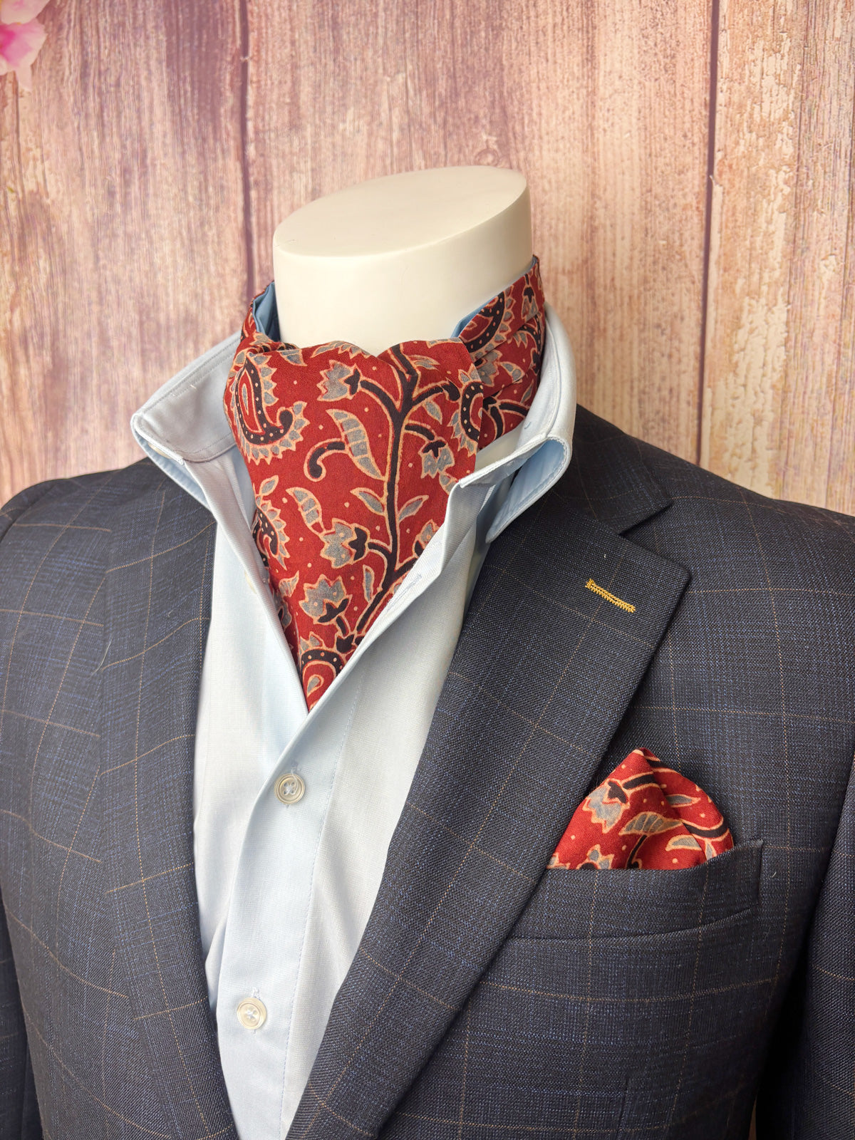 Hand-Printed Red & Blue Paislet Cravat
