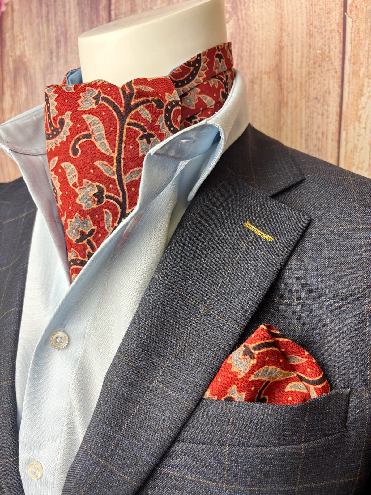 Hand-Printed Red & Blue Paislet Cravat