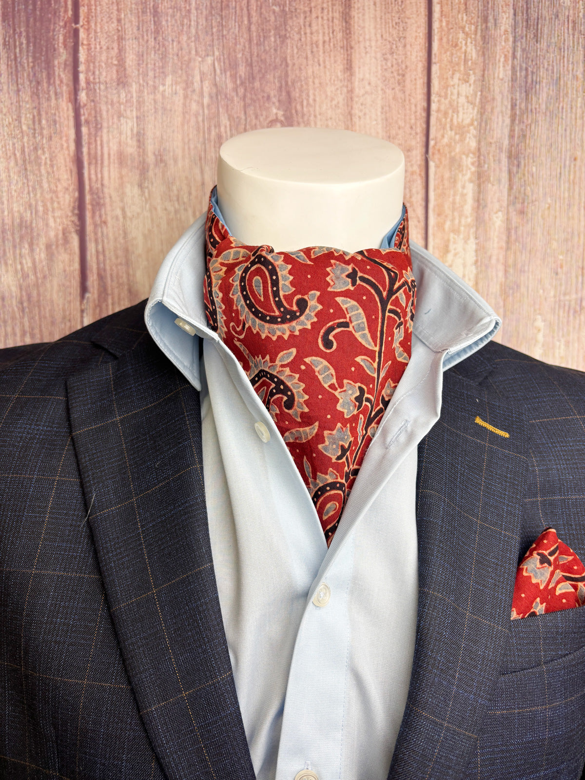 Hand-Printed Red & Blue Paislet Cravat
