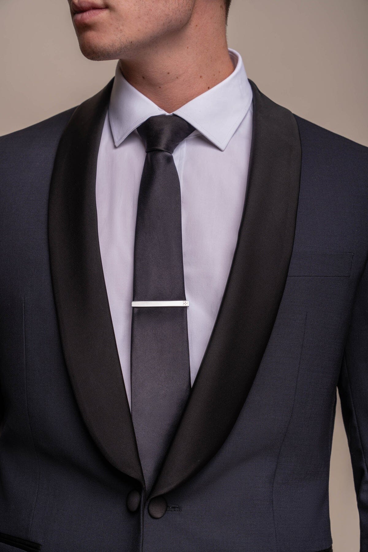Aspen Midnight Navy Tuxedo Suit Swatch - Swatch - 