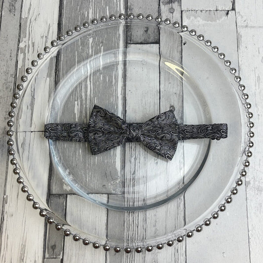 Black & White Paisley Bow Tie - Bow Ties - 