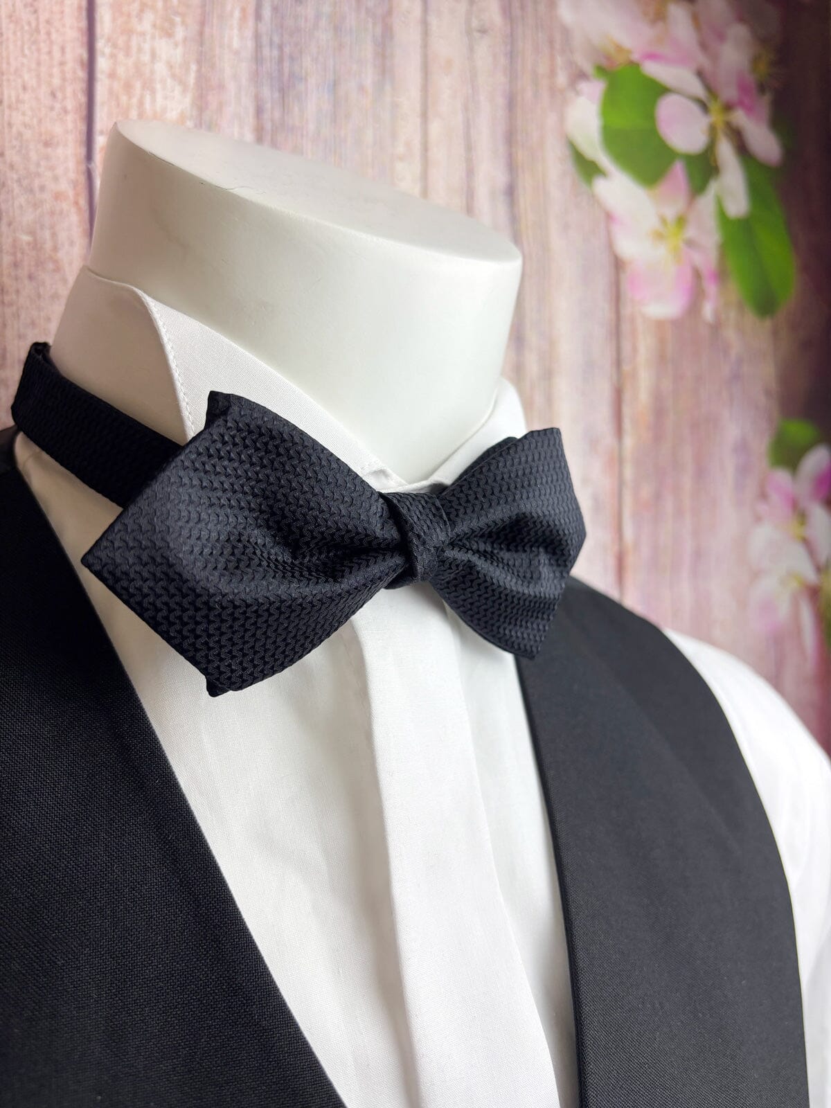 Diamond Point Black Barathea Bow Tie - Formalwear - 
