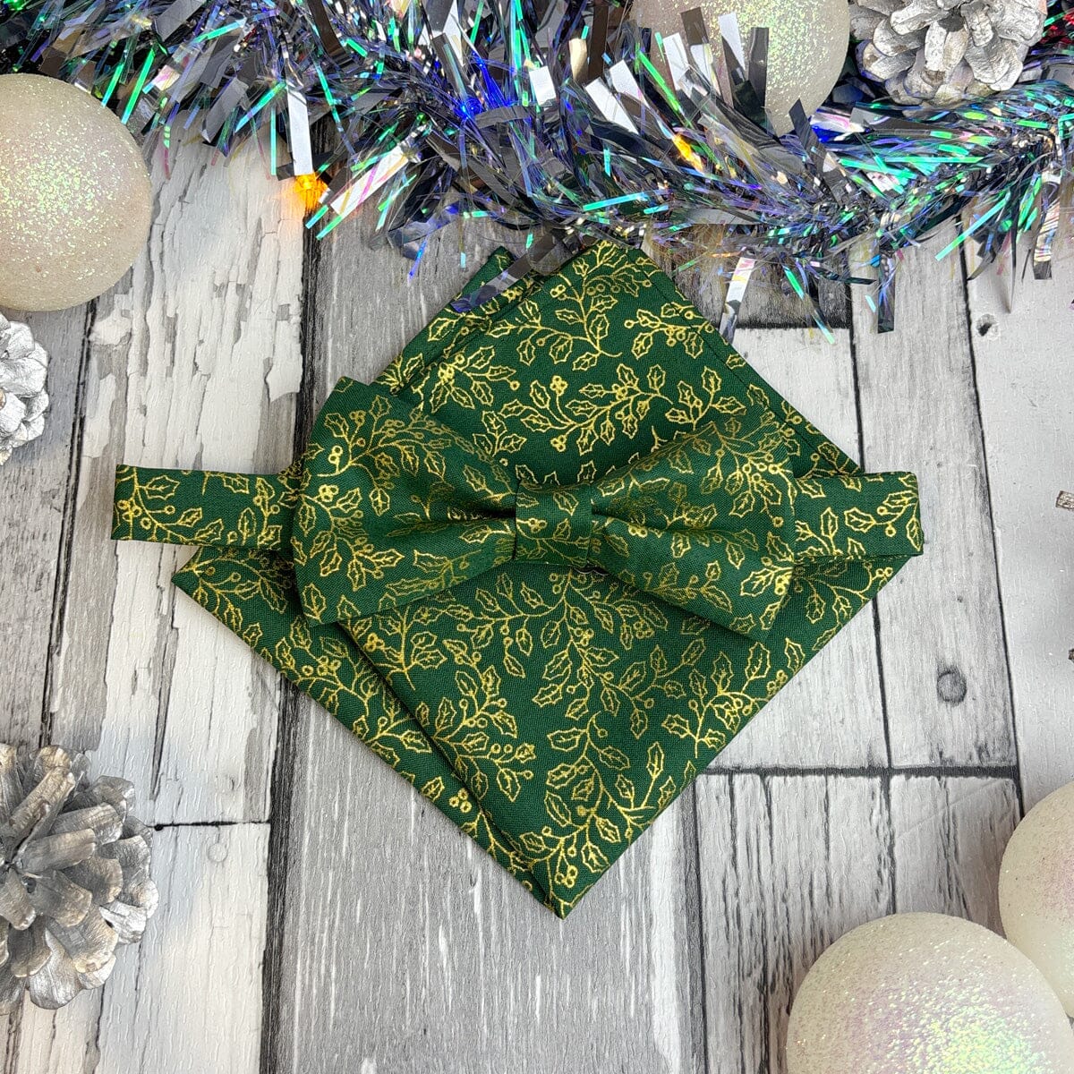 Green & Gold Holly Berries Bow Tie - Bow Ties - 