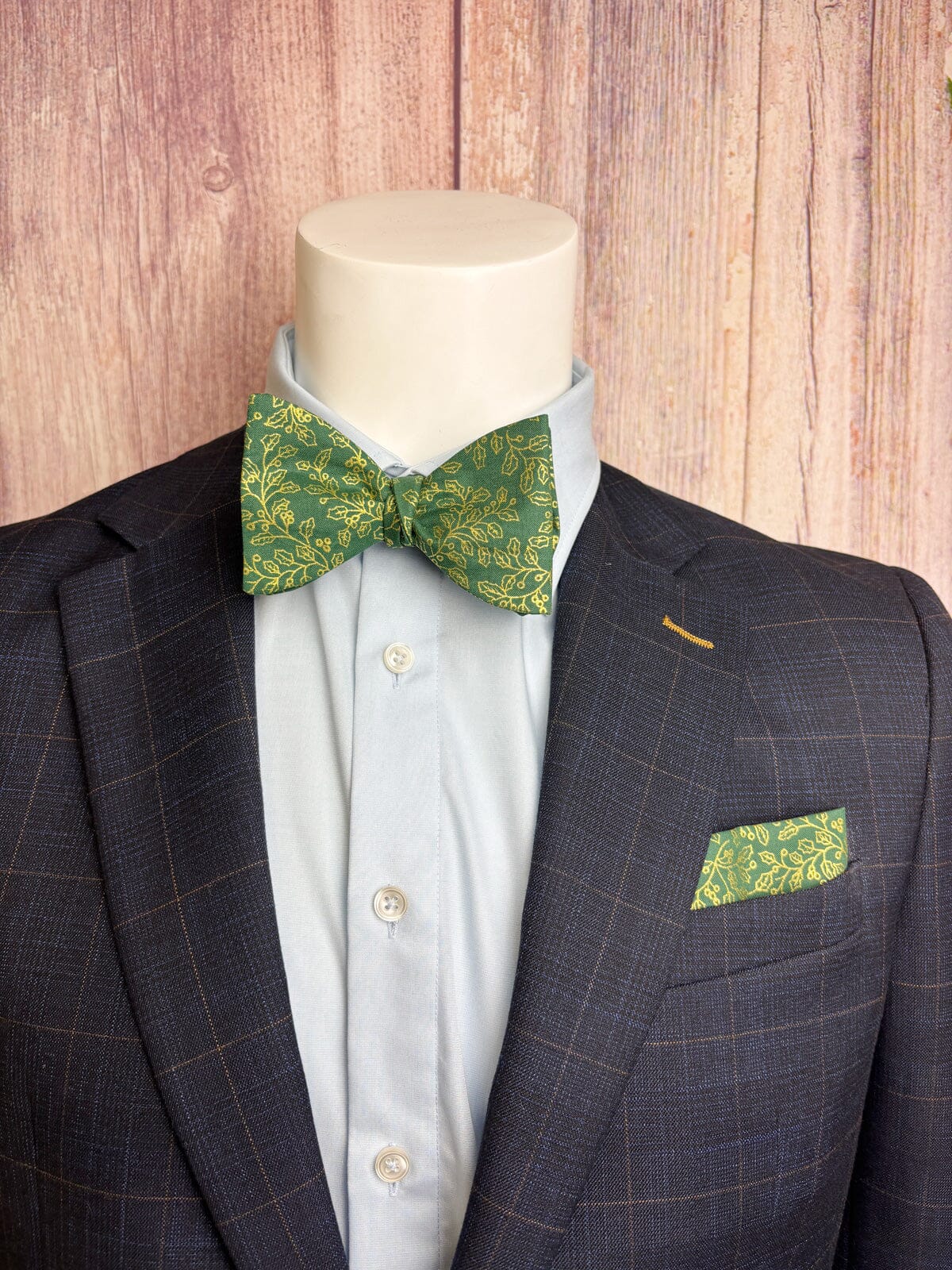 Green & Gold Holly Berries Bow Tie - Bow Ties - 