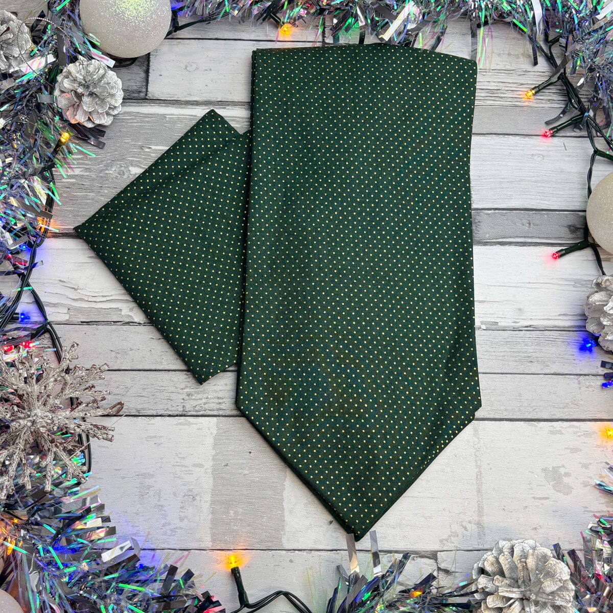 Green & Gold Spot Cravat - Cravats - 
