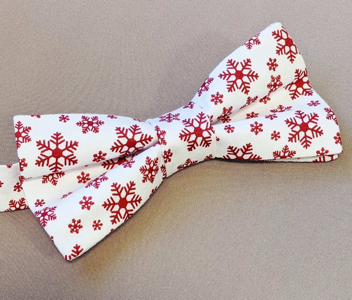 Falling Snowflakes White Christmas Ready-Tied Bow Tie - Bow Ties - - THREADPEPPER