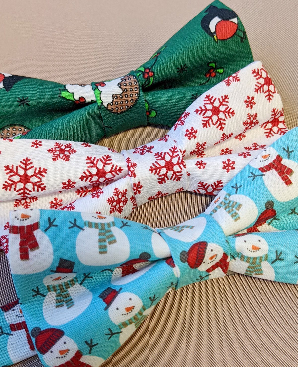 Falling Snowflakes White Christmas Ready-Tied Bow Tie - Bow Ties - - THREADPEPPER