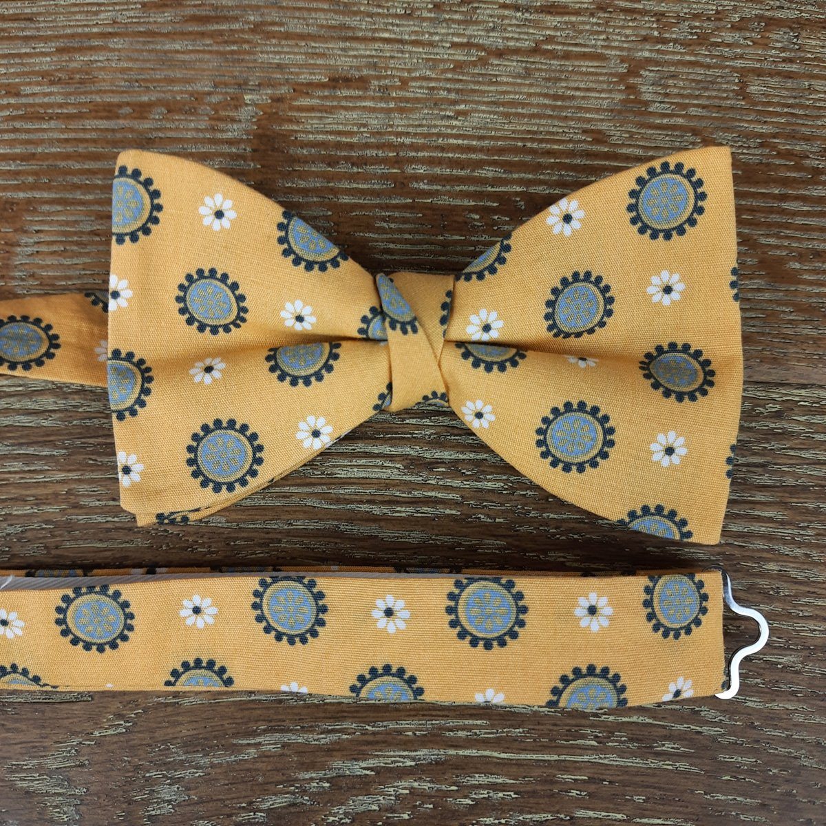 Golden Flower Medallions Cotton Ready-Tied Bow Tie - Bow Ties - - THREADPEPPER